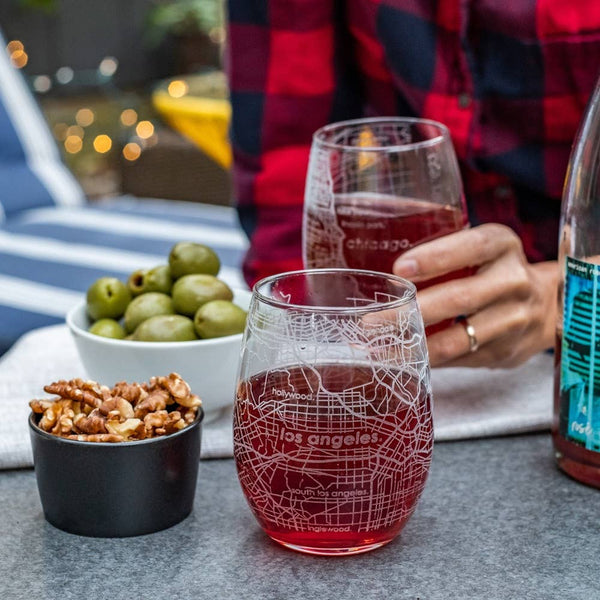 CUSTOM ETCHED - U.S. City / Town Map - Stemless Wine Glass